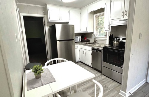 Durham Apartamento | Modern Comfort Near Duke & Durhams Top Attractions