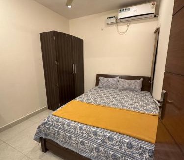 Kalyan Nagar Apartamento | Modern Comfortable 1BHK Prime location Service Apartments