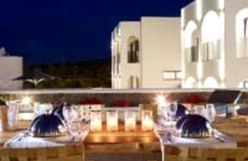 Exo Gialos Villa | Modern & Comfortable Santorini Villa | 3 Bedrooms | Villa Aqua | Private Pool & Beautiful Outdoor Space | Exo Gialos