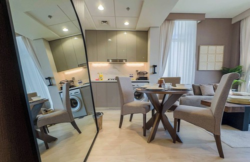 Dubai Apartamento | Modern Comforts 1-Bedroom Retreat in Meydan