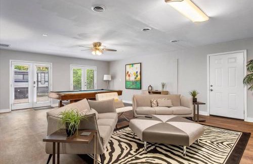 North Chesterfield Casa | Modern Comforts, Classic Charm: Neighborhood Gem