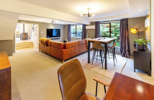 Spreydon Casa | Modern Comforts in Hoon Hay