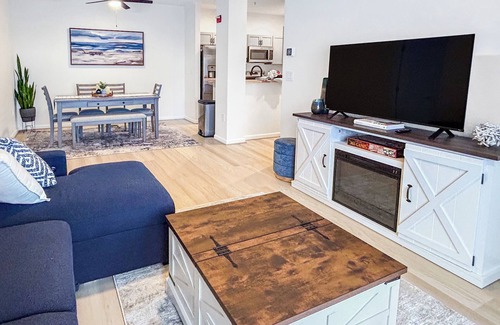 Rehoboth Beach Apartamento | Renovated, Modern & Comfy - Close to Outlets, Beach & Boardwalk - Pool