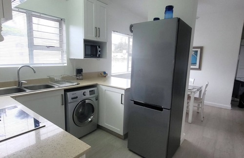 Ballito Apartamento | Complejo moderno en el paseo de Ballito