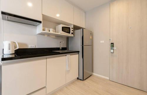 Huay Kaew Apartamento | Modern Condo in Nimman (F407) by Pimolplace