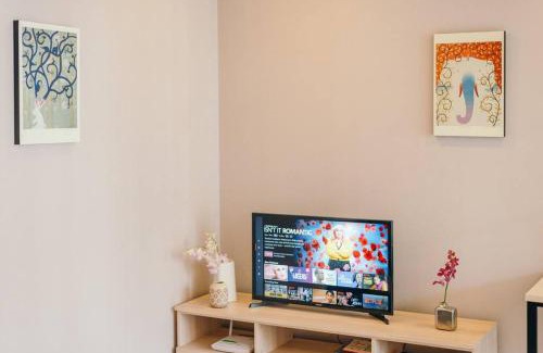 Huay Kaew Apartamento | Modern Condo in Nimman (F606) by Pimolplace
