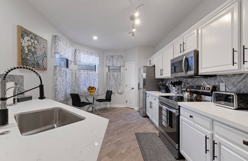 Kierland Condominio | Modern Condo In The Heart Of Scottsdale | Pool