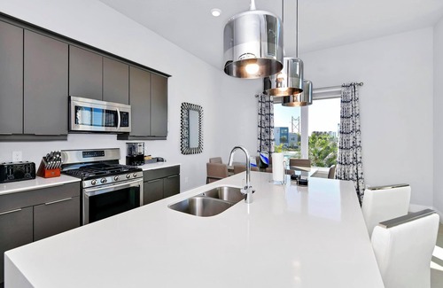 Reunion Hotel | Comfy Townhome near Disney w/ Resort Amenities - 7740 - 3 -214
