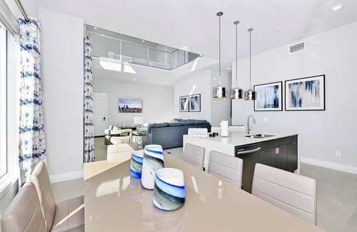 Reunion Hotel | Comfy Townhome near Disney w/ Resort Amenities - 7740 - 3 -214