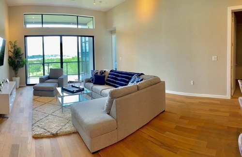 Emerald Point Condominio | Nuevo condominio en el lago Travis