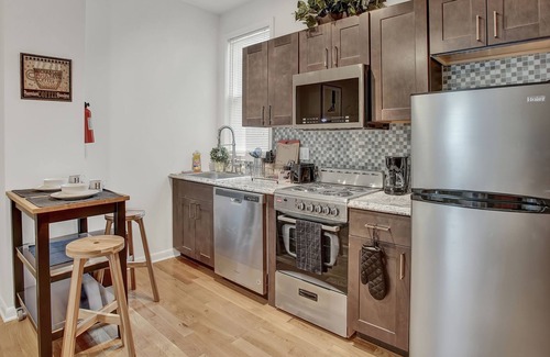 Point Breeze Apartamento | Moderno recientemente renovado 2 hab. Apt cerca del centro de la ciudad