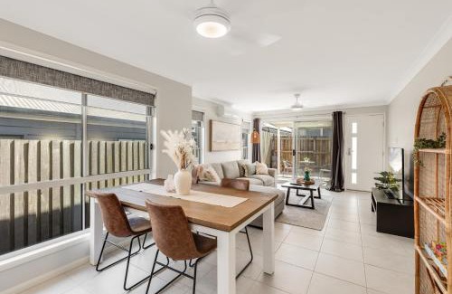 Glenvale Apartamento | Modern & Convenient Living!