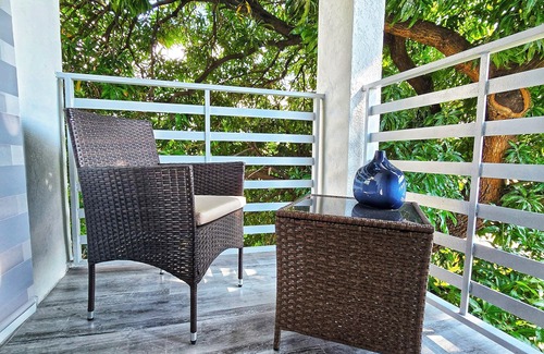Barbican Apartamento | Modern corporate Travel apartment in Central Kingston close to all ammenities