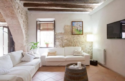 Subirats Casa | Modern Cottage in Wine Area (35km from Barcelona)