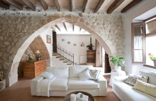 Subirats Casa | Modern Cottage in Wine Area (35km from Barcelona)