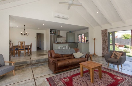Albert Town Cabaña | Encanto Cottage moderno - Albert Town Holiday Home a sólo 5 minutos de Wanaka