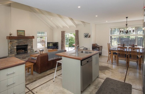 Albert Town Cabaña | Encanto Cottage moderno - Albert Town Holiday Home a sólo 5 minutos de Wanaka