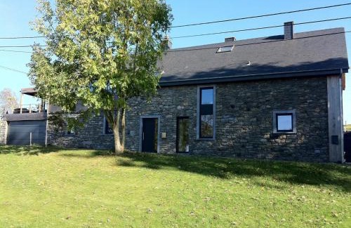 Vaux-sur-Sure Casa | Modern Cottage in Vaux-sur-Sûre with Sauna