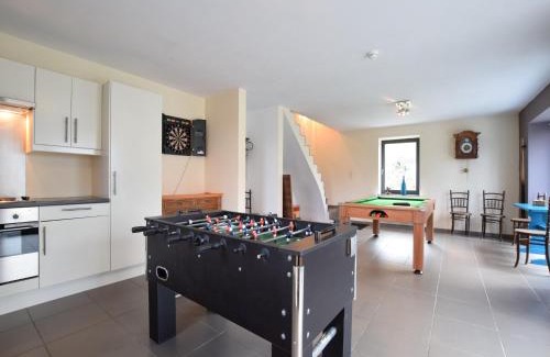 Vaux-sur-Sure Casa | Modern Cottage in Vaux-sur-Sûre with Sauna