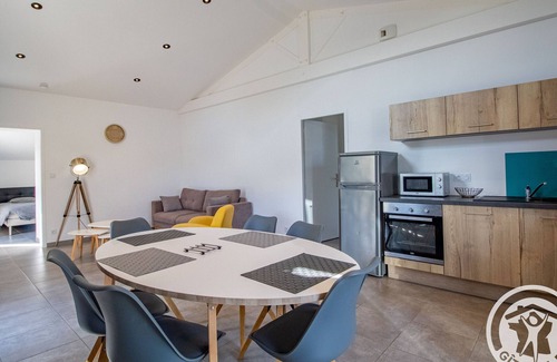 La Renaudiere Cabaña | Moderna y Confortable Casa Rural Cerca de Nantes y Puy du Fou