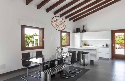 Llubi Casa | Casa de campo Muro con piscina y aire acc 6 pers
