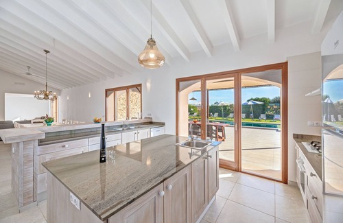 Manacor Villa | Villa moderna "Can Gustí" con piscina, Wi-Fi, aire acondicionado y terraza