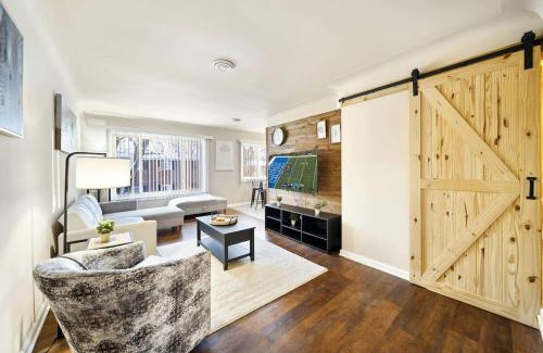 Shelby Township Apartamento | Modern Cozy 1 Bedroom Apartment in Shelby Township