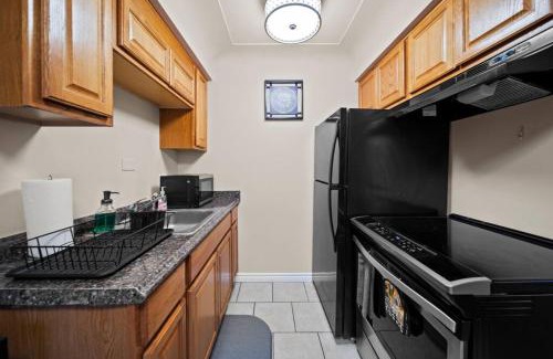 Shelby Township Apartamento | Modern Cozy 1Bedroom Apartment Shelby Township Retreat