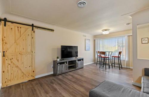 Shelby Township Apartamento | Modern Cozy 2b apt in Shelby Twp