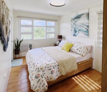Sasa Apartamento | Modern Cozy 2BR Condo with Smart Lock at Seawind