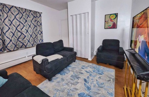 Memorial Square Apartamento | Modern & Cozy 2BR Near Basketball Hall of Fame
