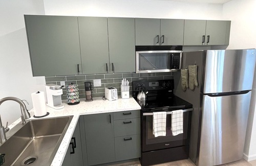 Dublin Casa | Modern & Cozy 2BR Townhouse
