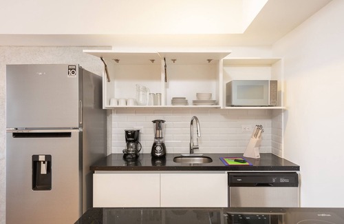Zona 13 Casa | Moderno apto acogedor y cómodo,vista a aeropuerto