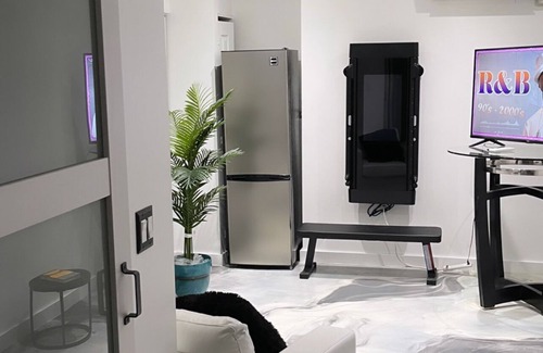 Belleville Apartamento | Modern Cozy Apartment - Near American Dream Theme Park & NYC