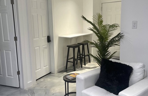 Belleville Apartamento | Modern Cozy Apartment - Near American Dream Theme Park & NYC