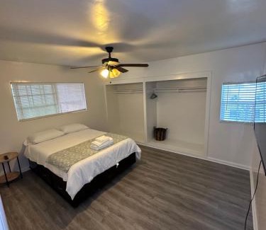 Winnetka Casa | Modern cozy family friendly