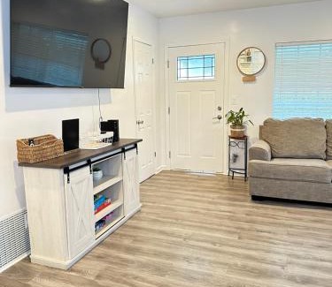 Winnetka Casa | Modern cozy family friendly