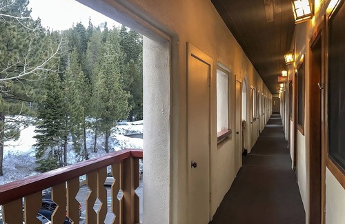 Olympic Valley Hotel | Modern Cozy Getaway with Scenic Alpine Views | 4 Units