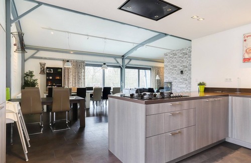 Noordwolde Casa | Casa moderna y acogedora con sauna