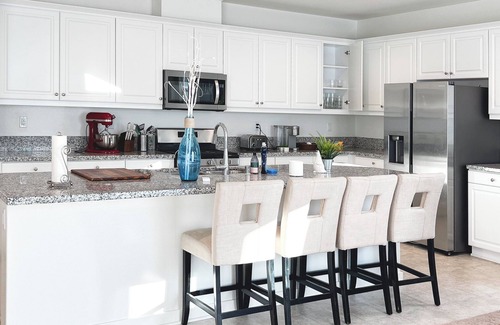 Colton Casa | 🌟Modern & Cozy Home with Mountain View near Downtown Riverside🌟