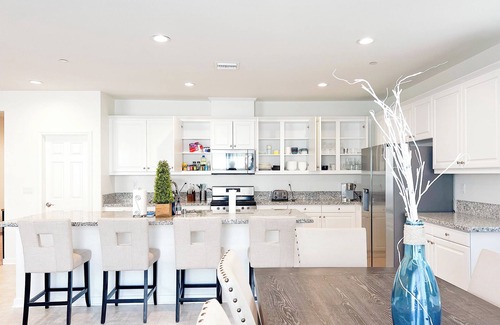 Colton Casa | 🌟Modern & Cozy Home with Mountain View near Downtown Riverside🌟
