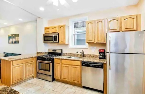 Passyunk Square Apartamento | Moderno y acogedor apartamento con vistas a la ciudad en la plaza Passyunk. w Cubierta de la azotea
