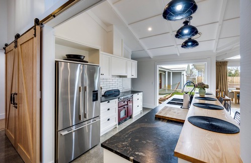 Havelock North Casa | Modern Deluxe - Havelock North Holiday Home