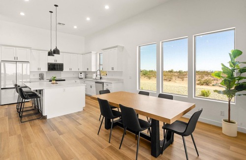 Surprise Casa | Modern Desert Retreat | Game Room + Lake Pleasant