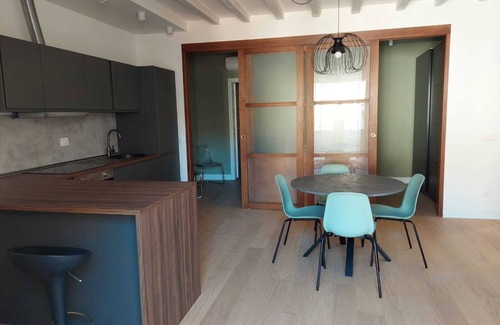 Santissima Annunziata Apartamento | Modern Design Apartment in Freedom Square - 2 Bedrooms & 2 Bathrooms