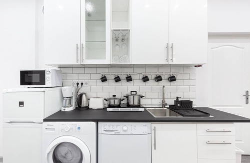 Terezvaros Apartamento | ⭐MODERN DESIGN ☕FREE-BEER & BREAKFAST ❤️AIRCO