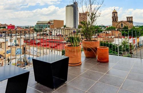 Downtown Guadalajara Apartamento | Modern Design Loft w Gym Coworking 2 BD 102