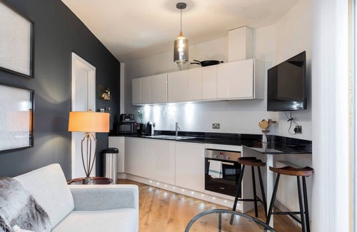 Notting Dale Apartamento | Delightful Designer 2 bedroom apt in Notting Hill!
