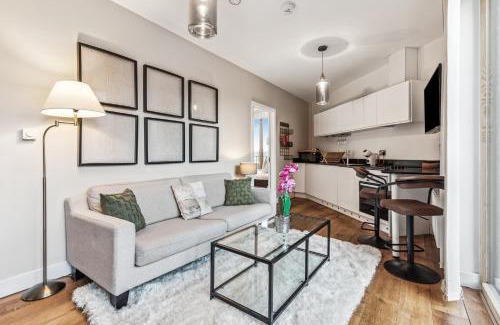 Notting Dale Apartamento | Modern Designed 2 bed Penthouse Apt Sleeps Five