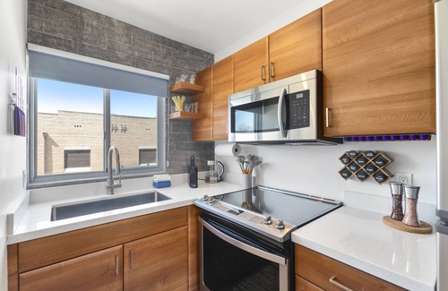 Roosevelt Apartamento | Modern Designer Studio with Pool
